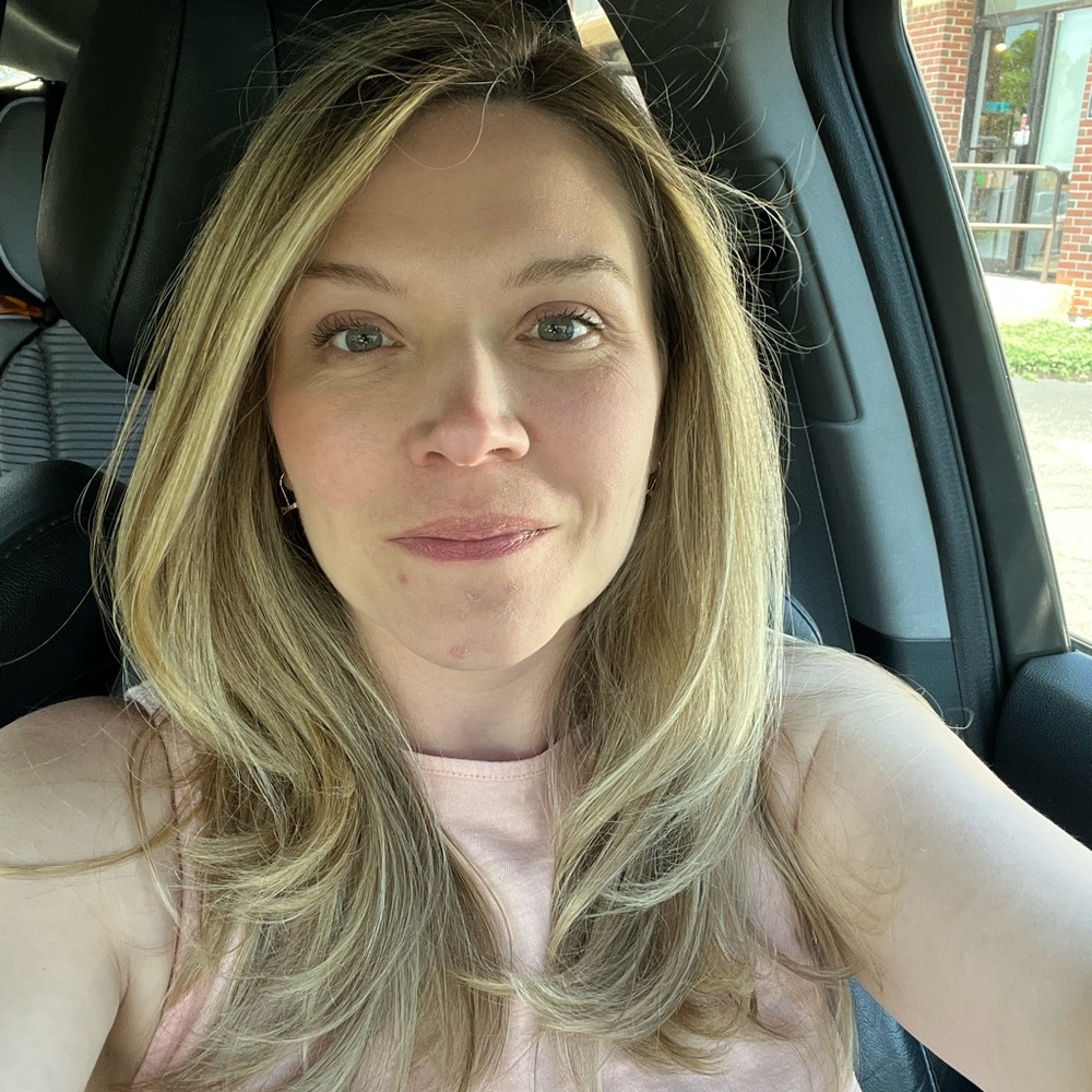 Meet your Posher, Jennifer
